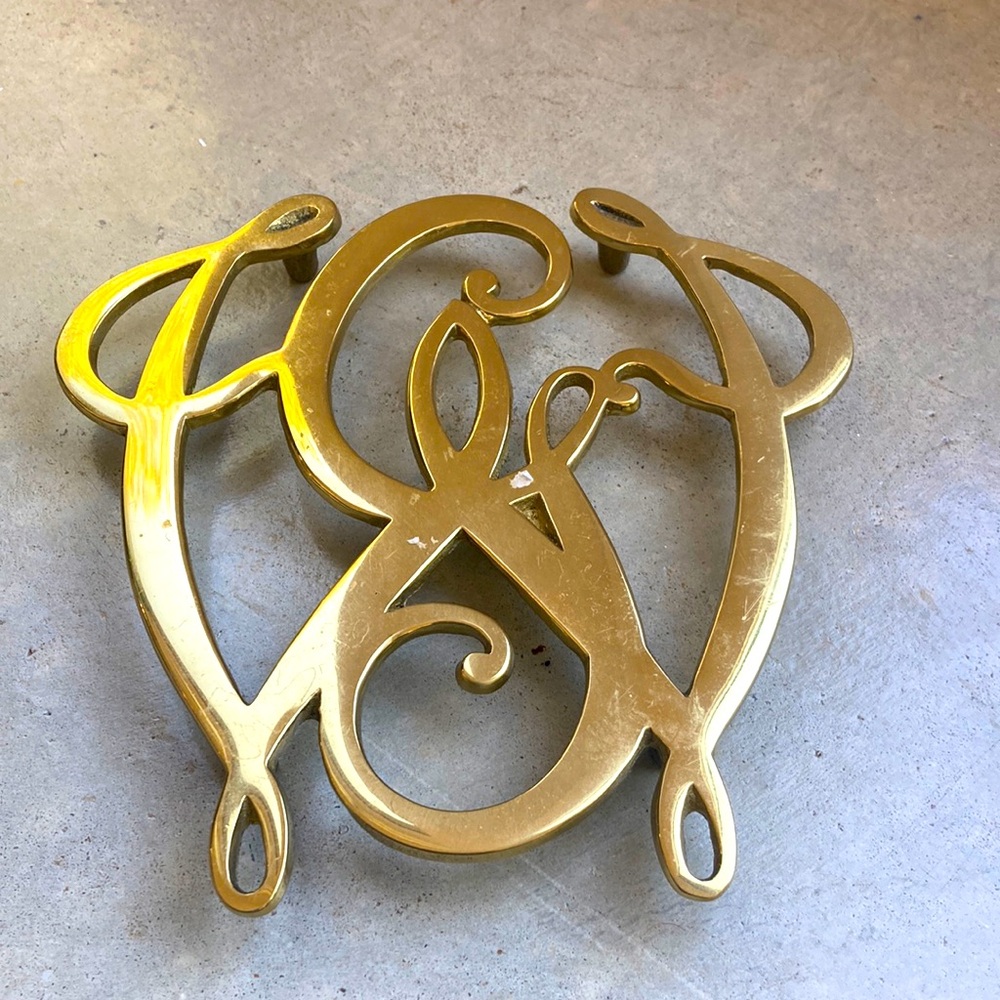 Bicentennial Geo. Washington cypher solid polished brass trivet 76-6 with coa